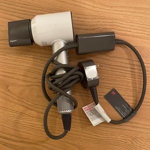 White Dyson Supersonic Blow Dryer